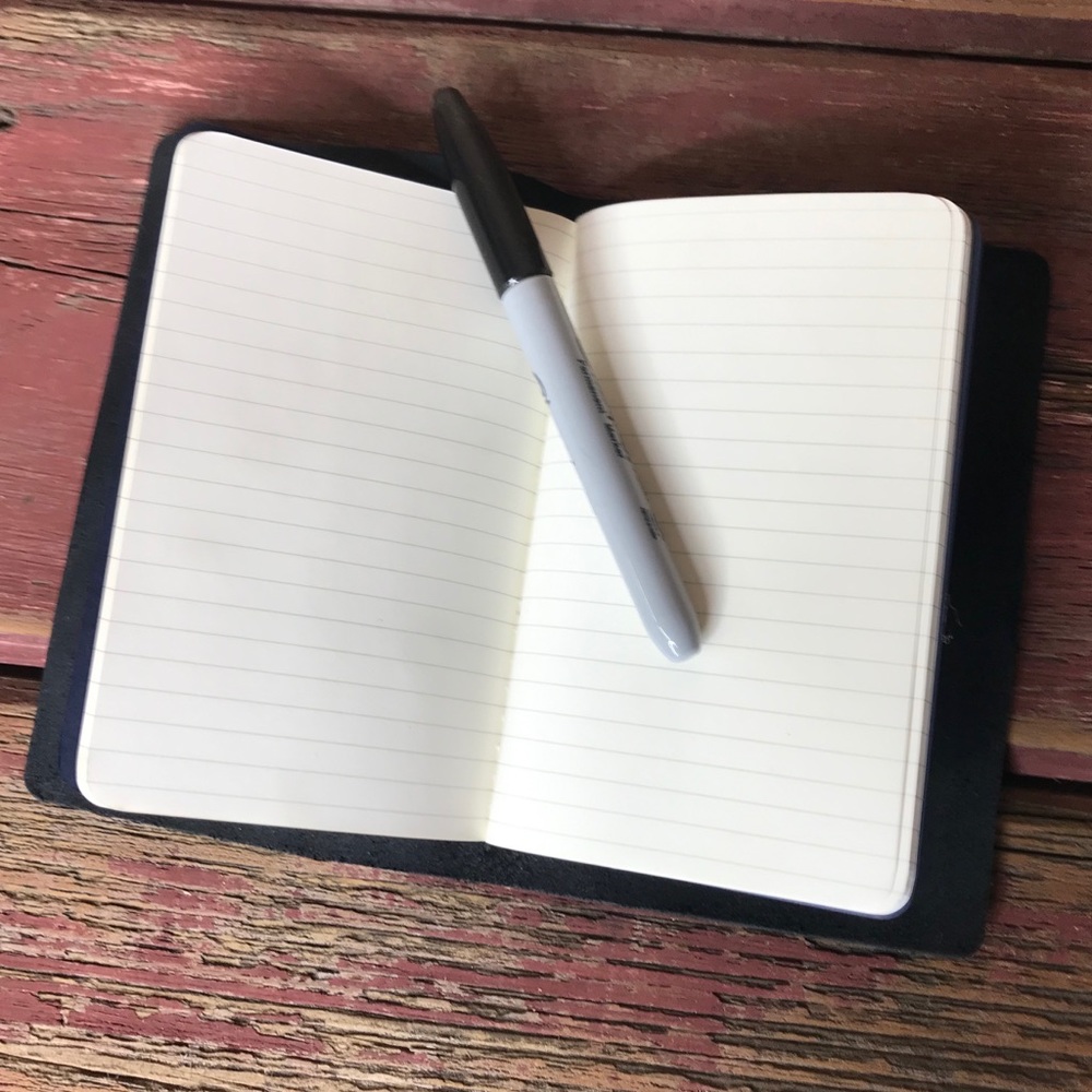 Handcrafted leather journal cover - Host Pick 6.25”x4” high quality leather - Picture 3 of 7
